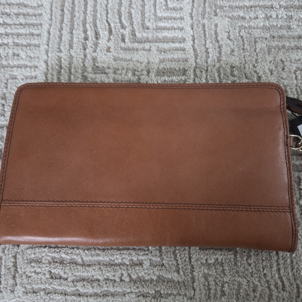 Banana Republic Cognac Leather Wristlet/Clutch NWT RARE Find - Picture 6 of 8
